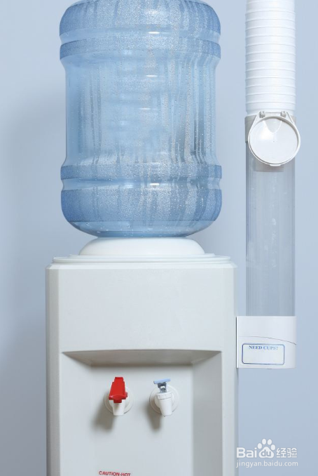 矿泉水桶里有青苔用什么方法清洗