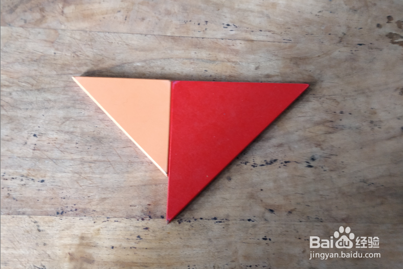 用七巧板怎样拼一只游泳的企鹅?