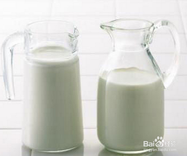宝宝生长发育期间怎么选牛奶