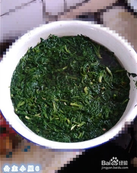 好吃荠菜馅素包子