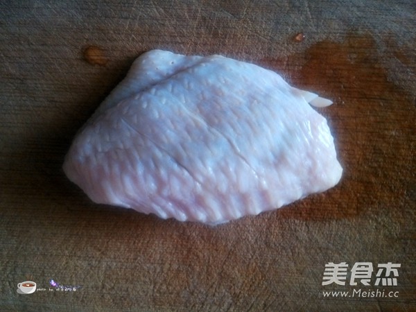 私房秘制烤鸡翅