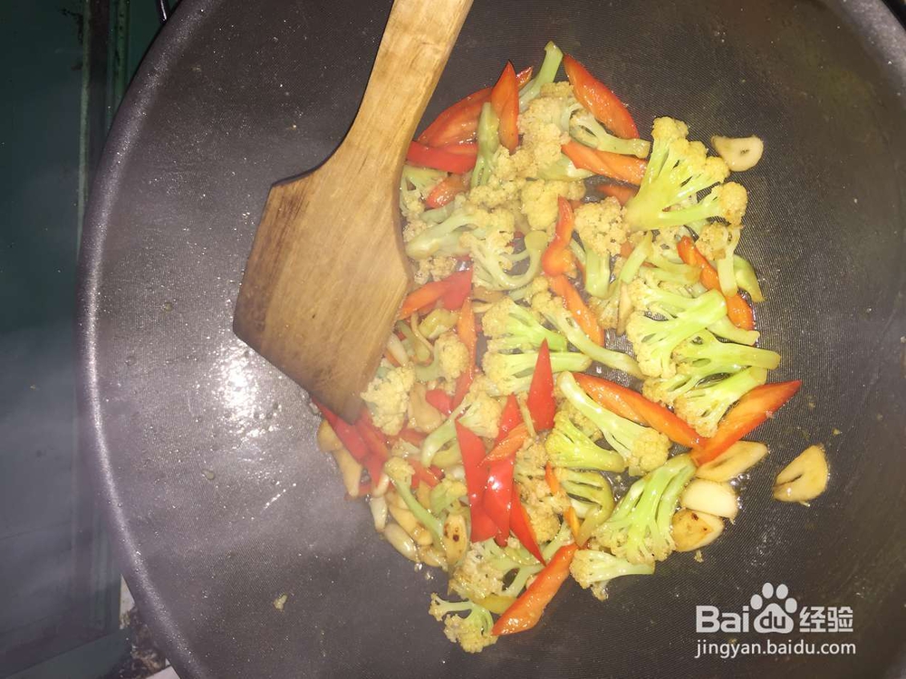 花菜炒肉这道菜怎么做