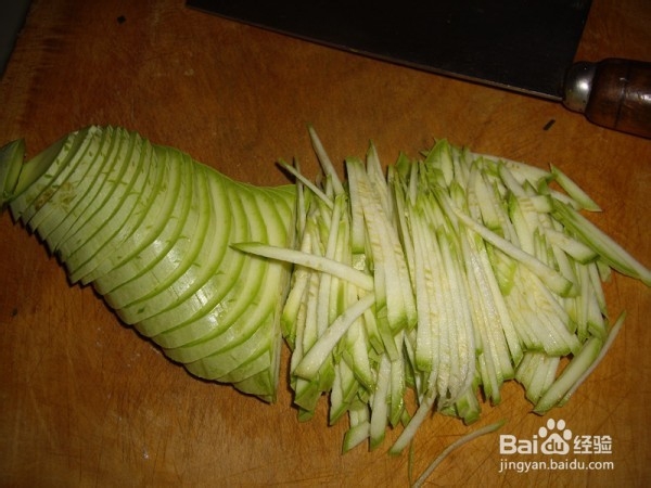 爆炒西葫芦肉丝