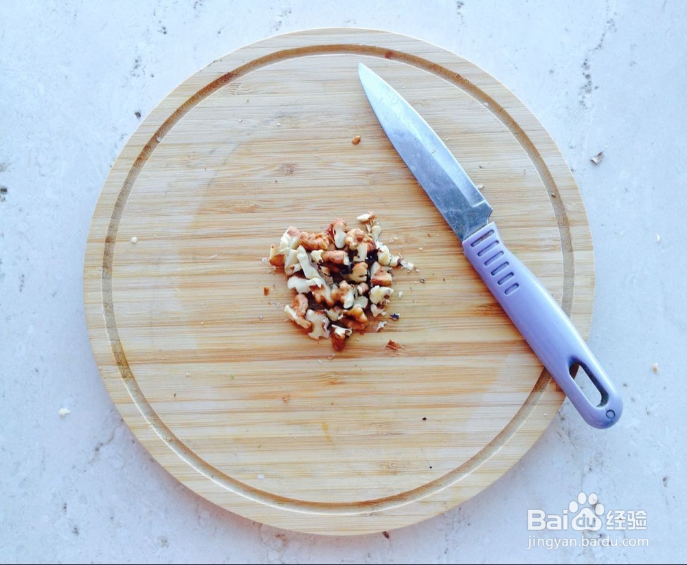 怎样做凉拌杭椒土豆粉呢？