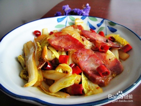 粉丝腊肠白菜煲！