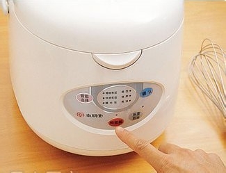 电饭煲鸡蛋糕的简单做法