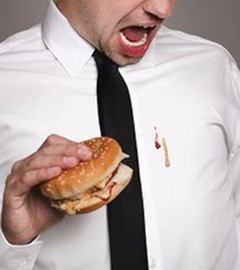 衣服上的各种污渍如何去除？