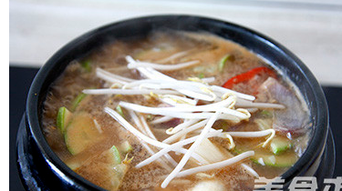 韩式秘制浓香大酱汤