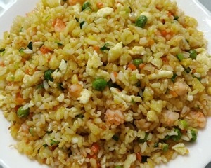 粒粒分明虾仁炒饭