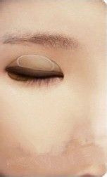 如何化妆更漂亮