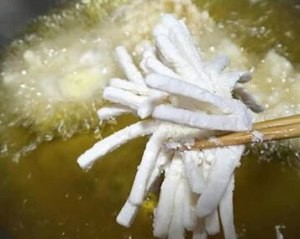教你怎么做炸杏鲍菇