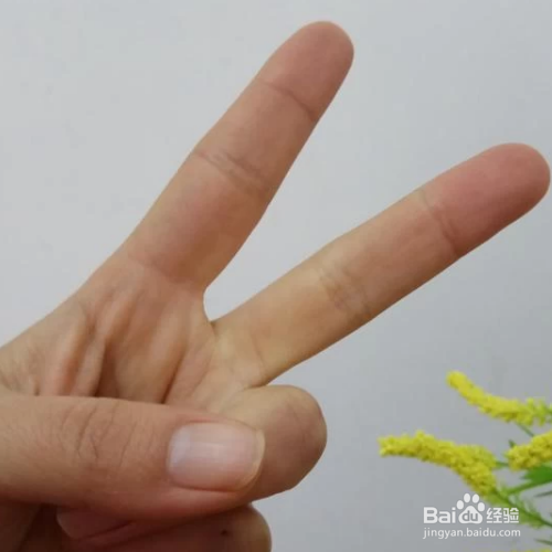 七的手势怎么做