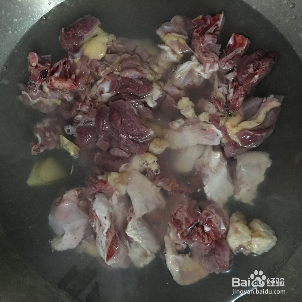 香菇新做法：香菇焖鸭肉