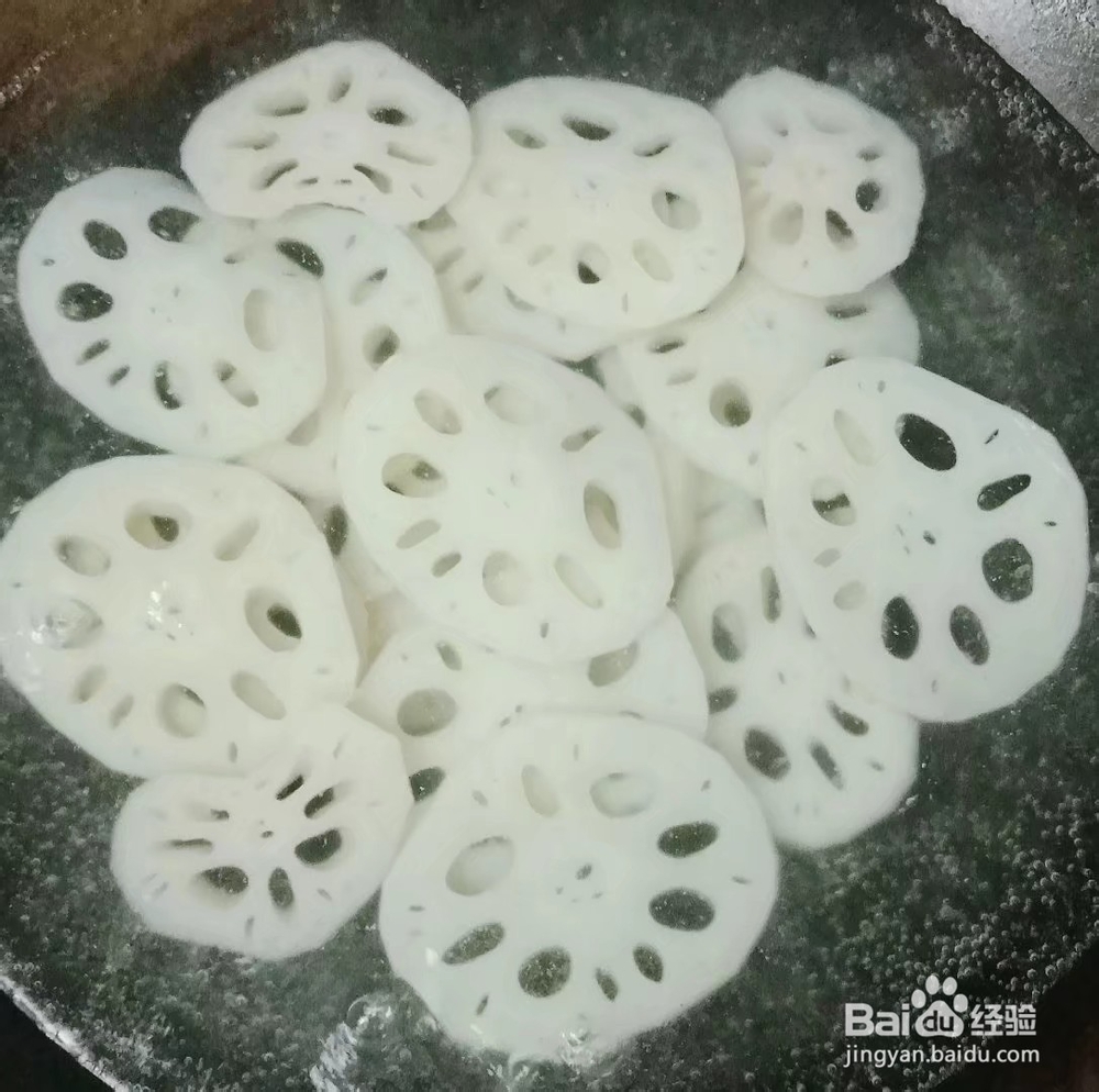 如何做美味的凉拌莲藕