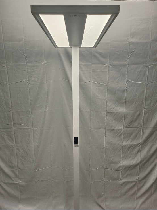 雷士护眼灯好还是孩视宝好？书客、雷士、孩视宝护眼大路灯横评