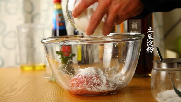 今天就吃这道京酱肉丝