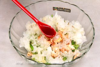 雪耳海米拌香芹