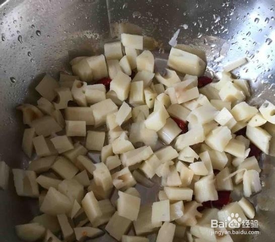 酸辣糖醋藕丁的做法