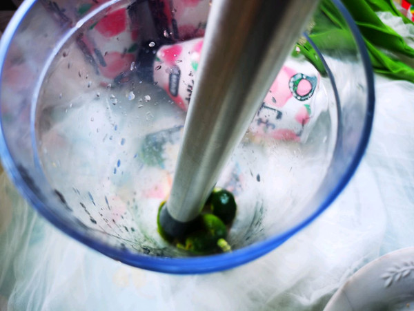 桃桃西打汽泡水