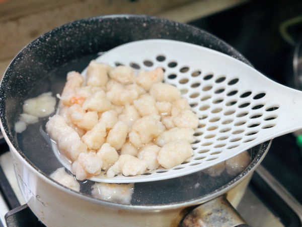 10分钟搞定低卡虾滑酸汤肥牛煲