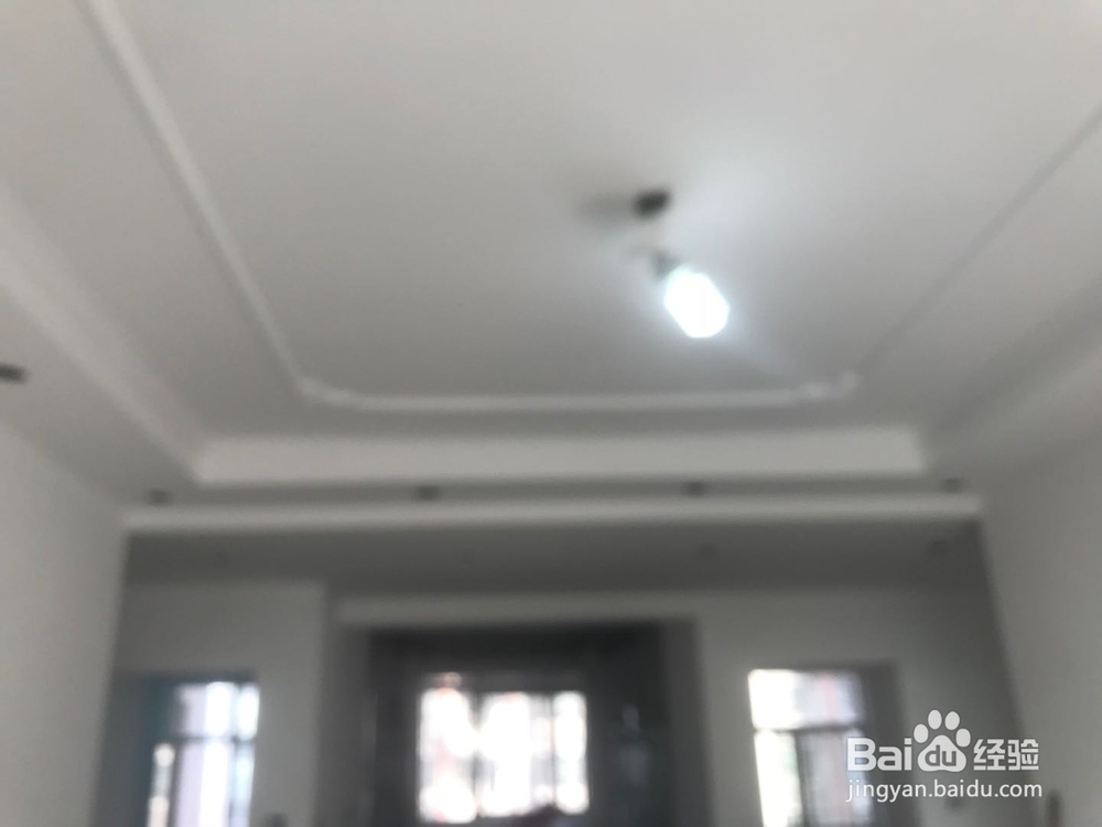 不装吊顶如何装饰得简约美观?