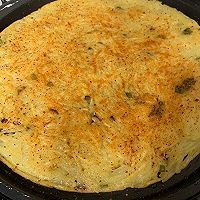 在家制作美味的香煎土豆丝饼