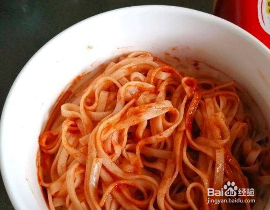 家常菜：辣拌面