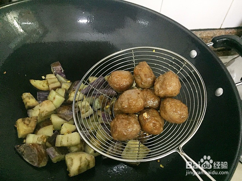 肉丸烧花茄这样做