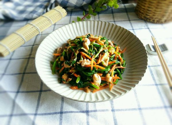 麻酱拌坚果菠菜