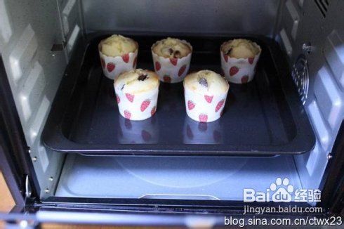 好吃易做的蛋糕——曼越莓马芬