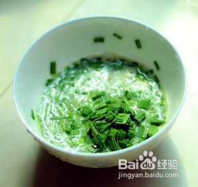 教你简单制作韭菜煎豆腐