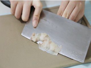 双色鱼豆腐怎么做？