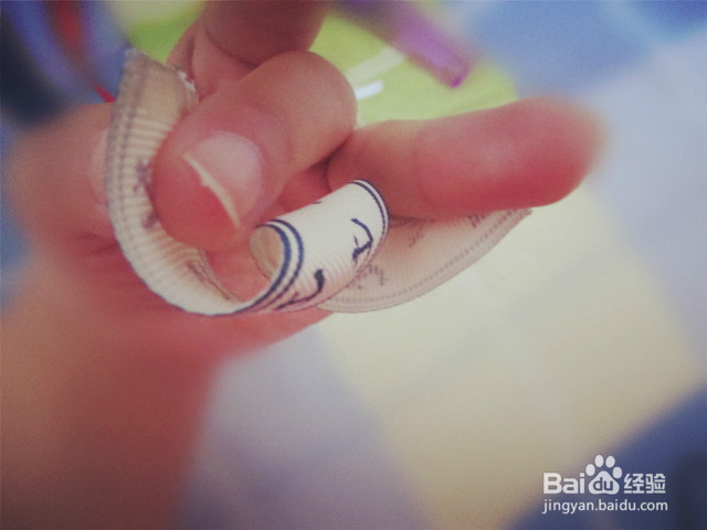 简易时尚的宝宝发卡制作