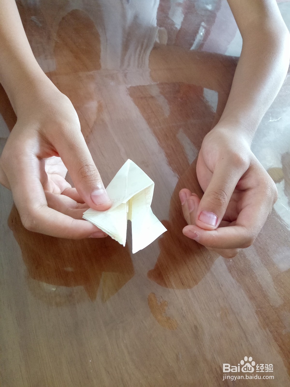 如何折纸做百合花？