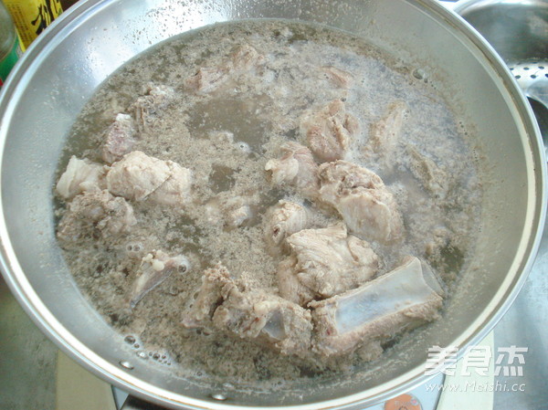 糖醋排骨的做法