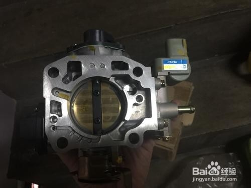 思域清洗节气门教程