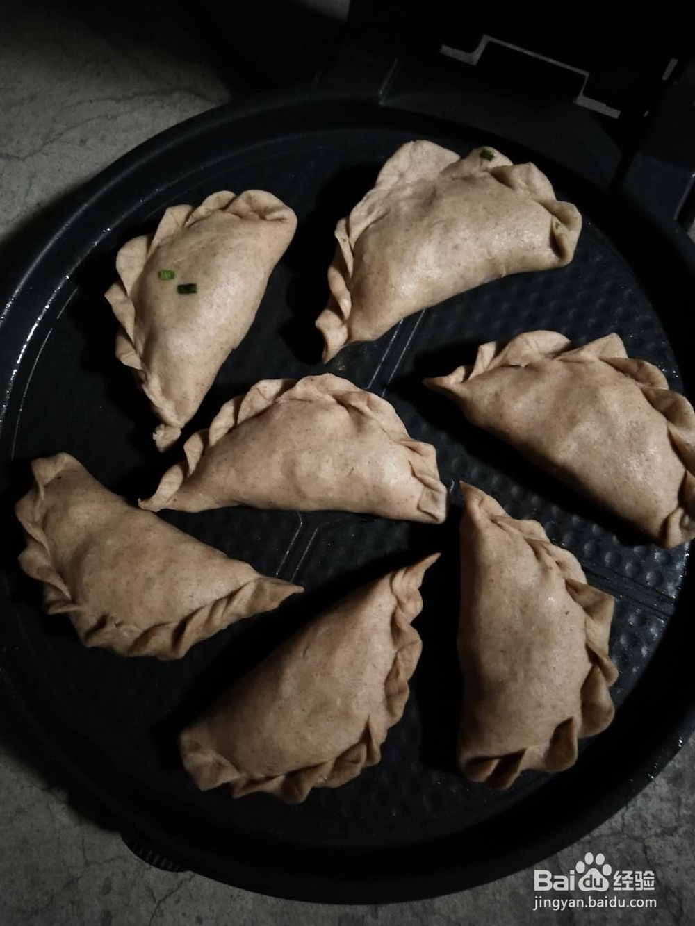 超级过瘾的麦粉韭菜鸡蛋饺