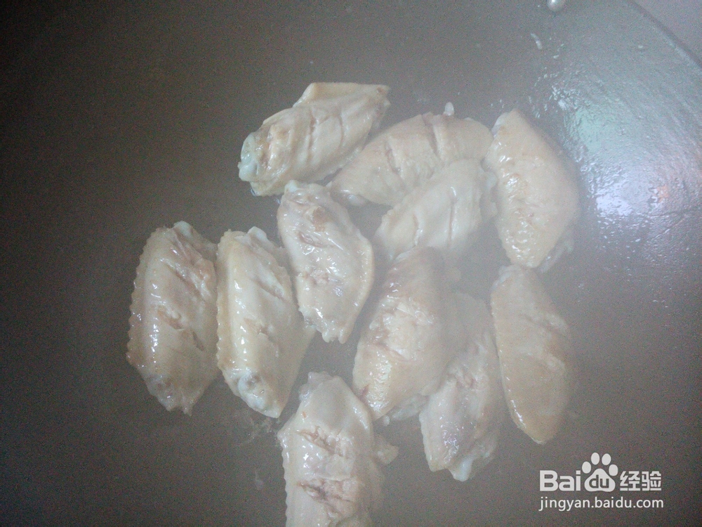 轻松5步，厨房杀手都能做好的可乐鸡翅。