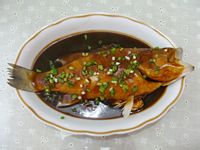 红烧鲈鱼