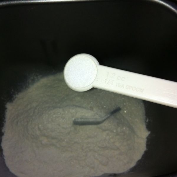 葡萄干花环面包