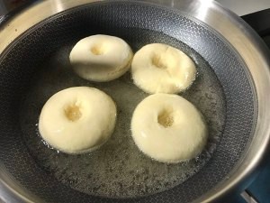 甜甜圈的做法