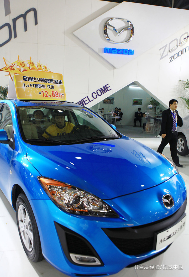 在长途驾车时，应注意些什么？