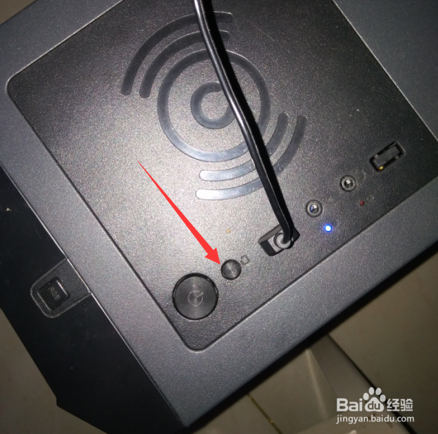 电脑开机出现账户停用进不了桌面怎么办