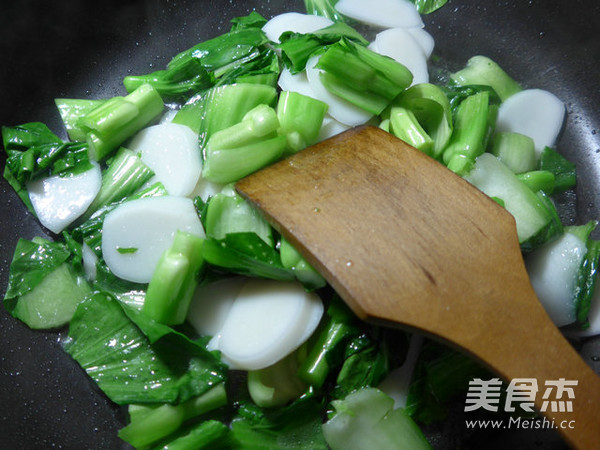 牛肉酱菜芯炒年糕