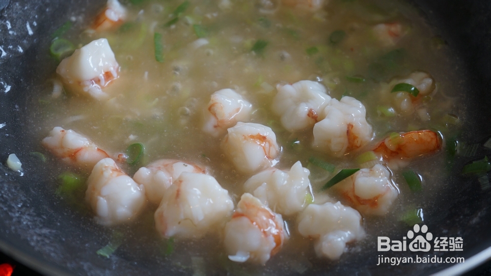 简单做虾仁滑蛋盖饭