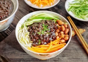 炸酱面的做法