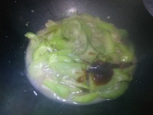 蚝油炒丝瓜的做法