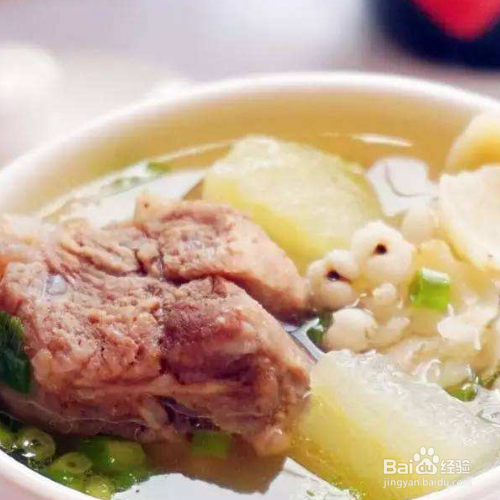 冬瓜排骨汤熬出白汤