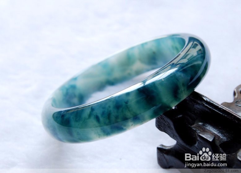 南博翡翠的颜色怎么看才正确？