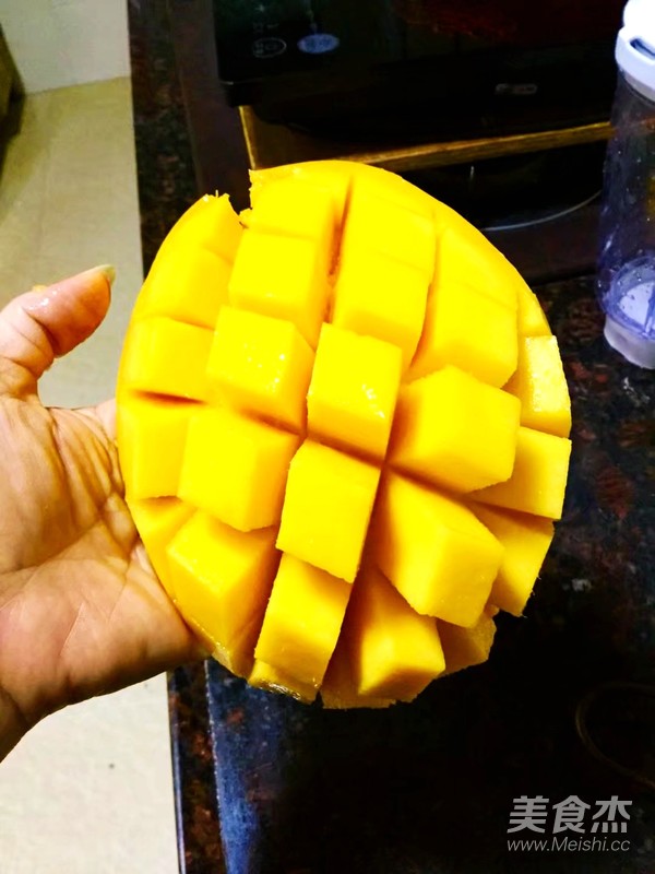 芒果奶昔的做法